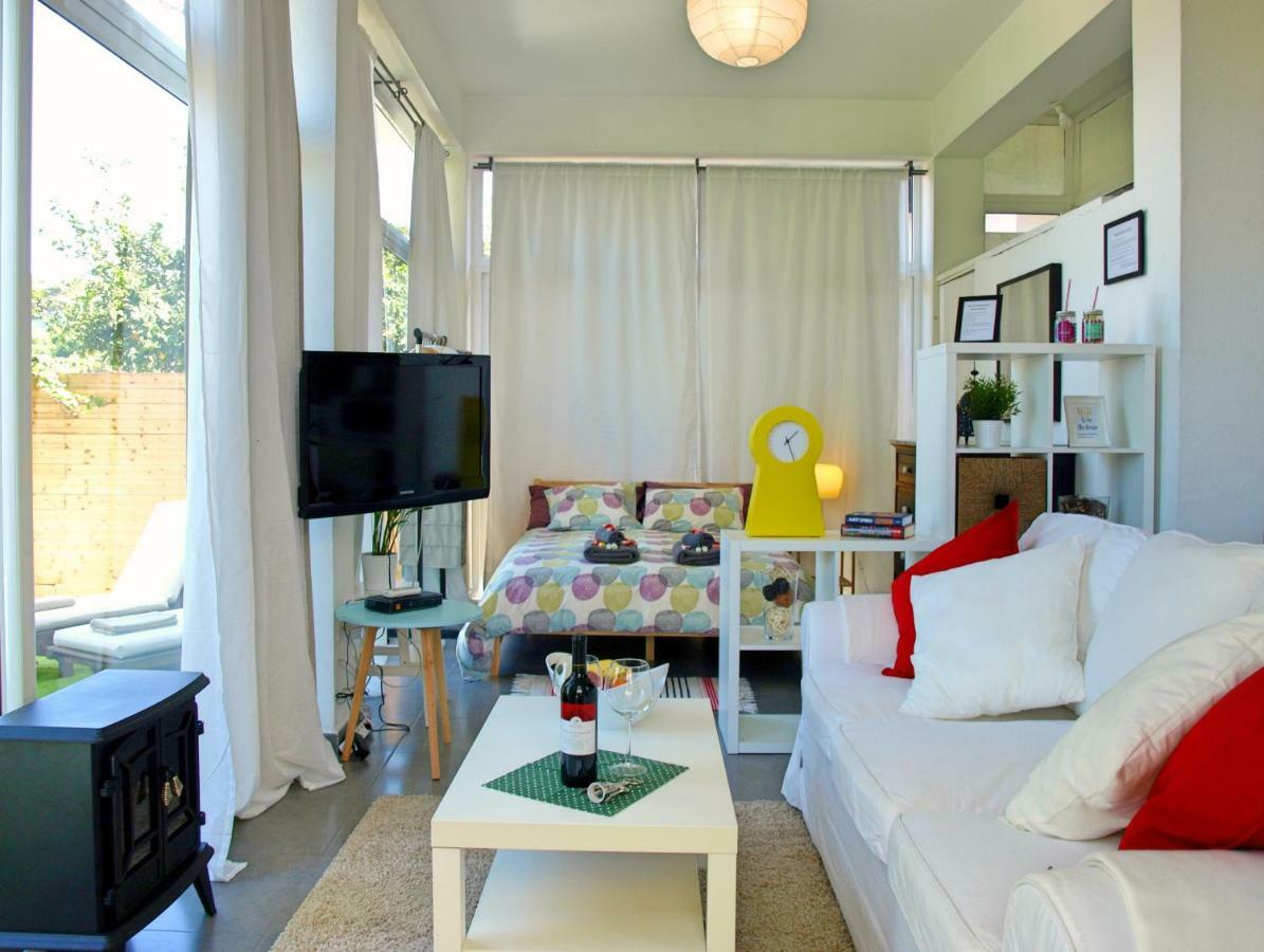 Flatguest - Glass House ซานตาบริกาดา ภายนอก รูปภาพ